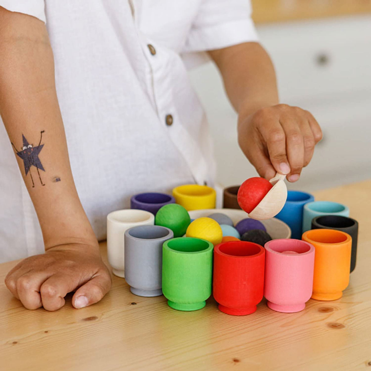 Sensory Toys for 3 Year Olds, Wooden Toy Colour Sorting Set with Balls and Cups