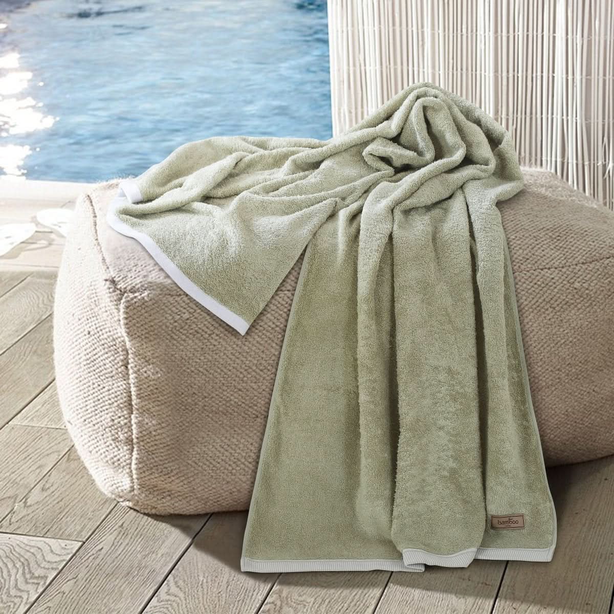 Bath Towels, Large Bath Towel 70 x 140 cm, Soft Absorbent Towels for Bathroom and Spa with Fabric Bag_02