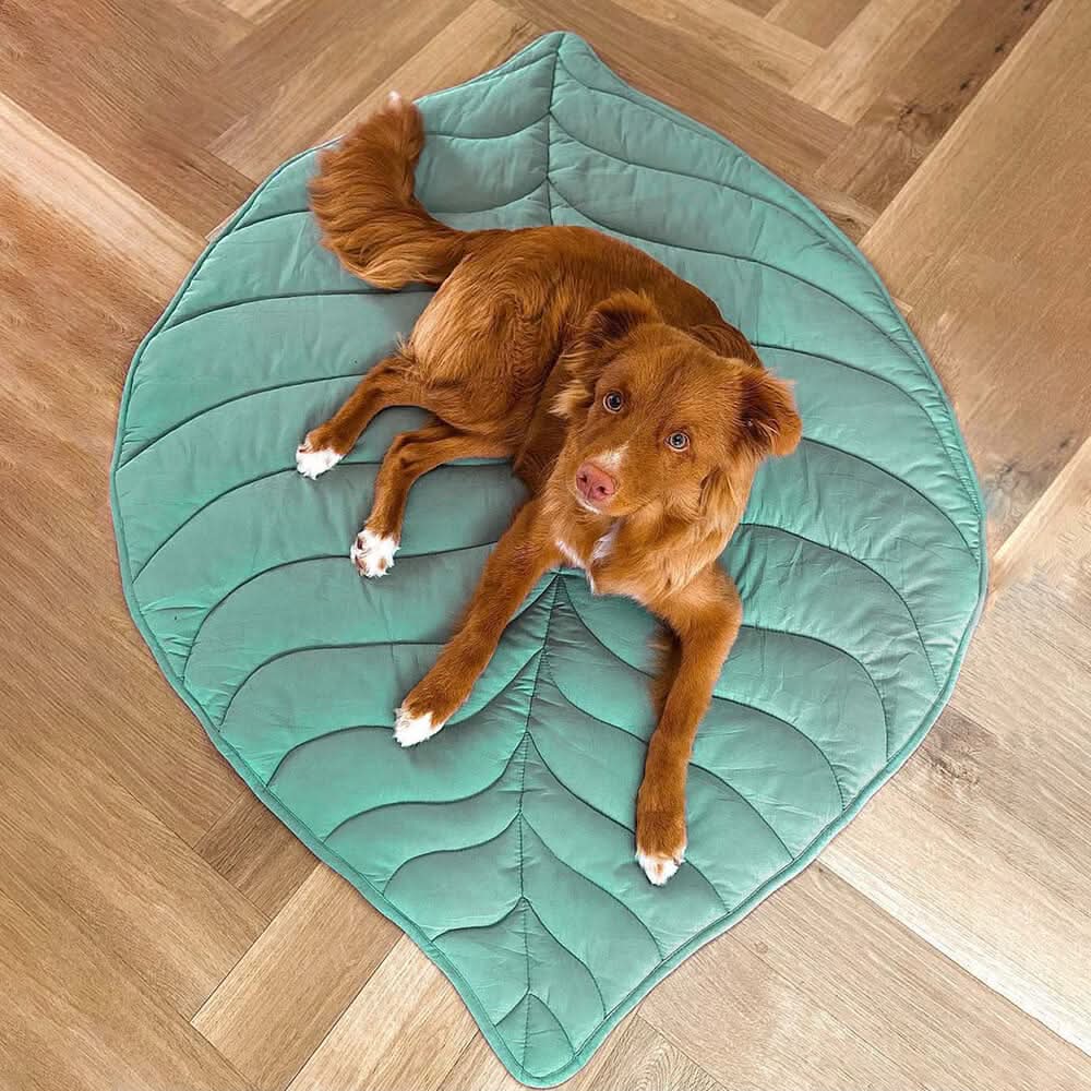 Dog Blankets, Leaf Shape Dog Mat for Large Dogs, Machine Washable Pet Blanket in Cotton and Polyester_08