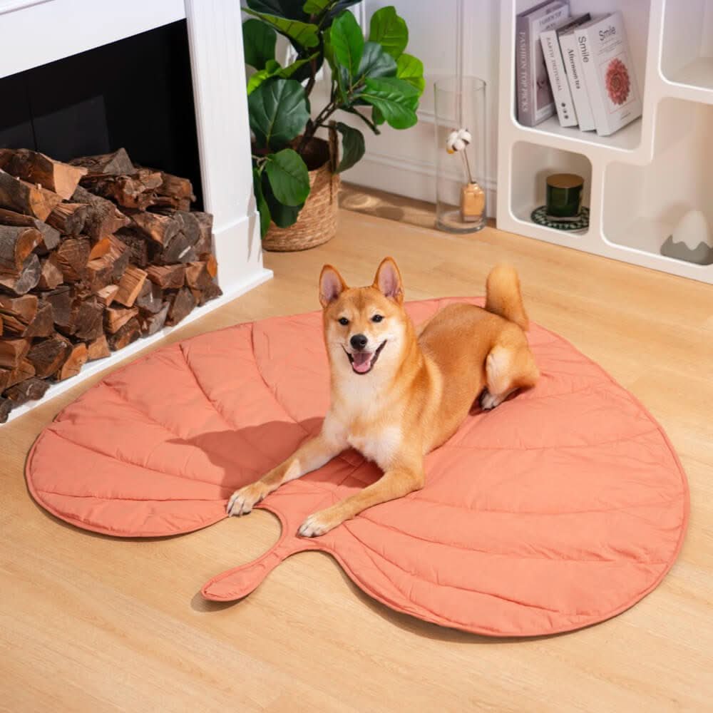 Dog Blankets, Leaf Shape Dog Mat for Large Dogs, Machine Washable Pet Blanket in Cotton and Polyester_10