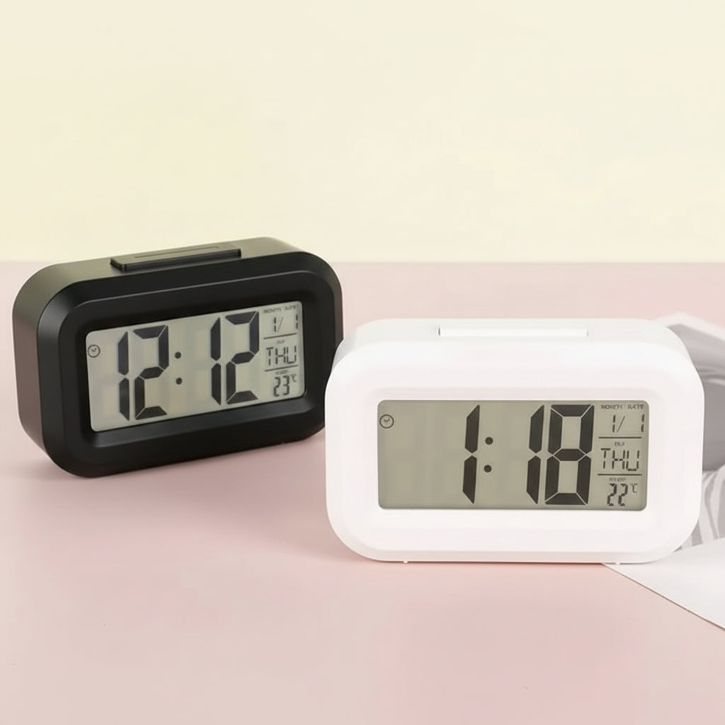 Digital Alarm Clock Battery Operated, Bedside Clock with Temperature and Snooze – image 6