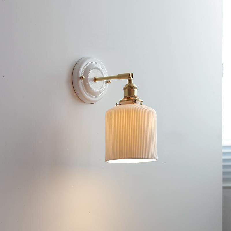 Ceramica | Elegant Vintage Japanese Brass Wall Light Fixture 11