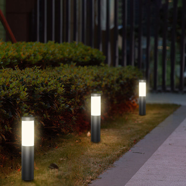 CylindraGlow | Sleek Modern Solar LED Outdoor Garden Light 4