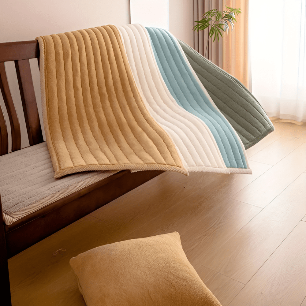 Sofa Cover for Pets, Non Slip 3 Seater Sofa Cover