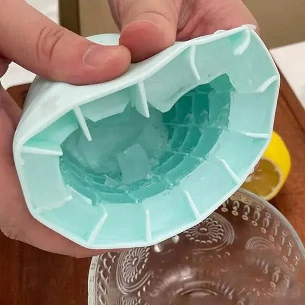 Round Ice Cube Tray – image 4