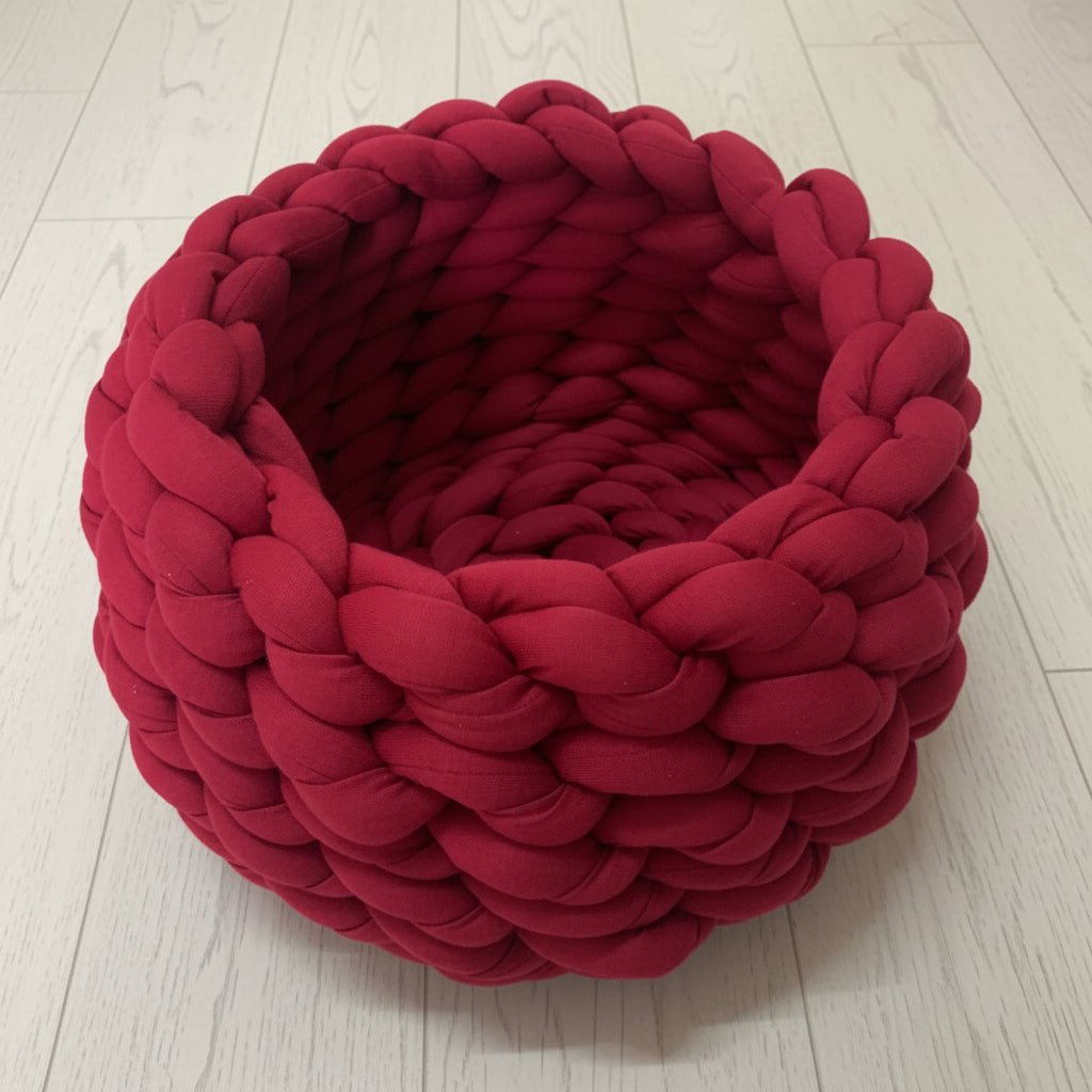 Cat Basket, Calming Pet Bed for Cats and Small Dogs – image 12