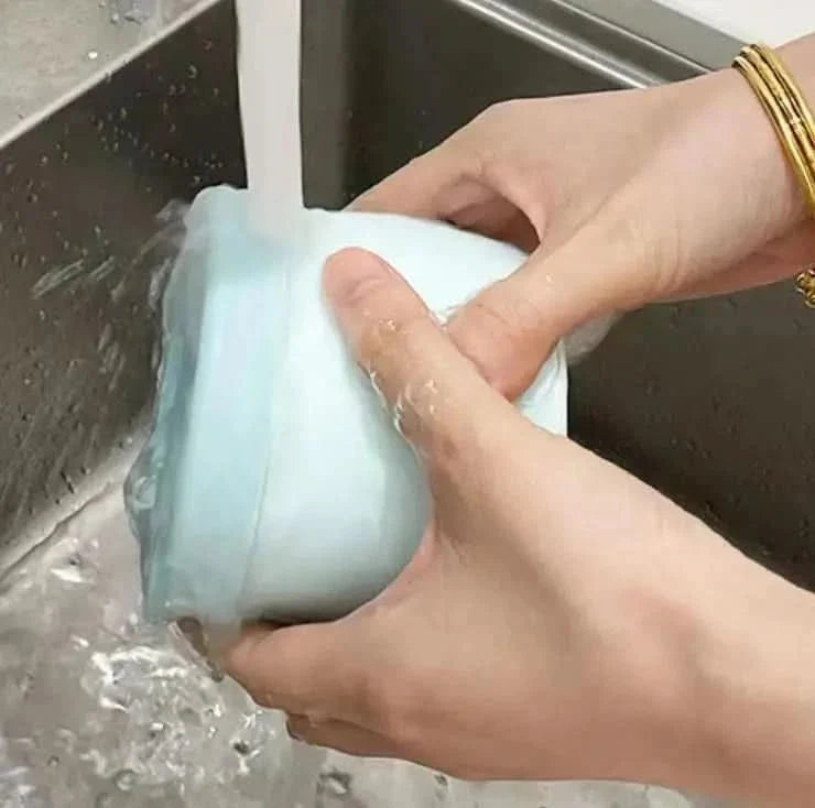 Ice Tray for Freezer and Drinks – image 6