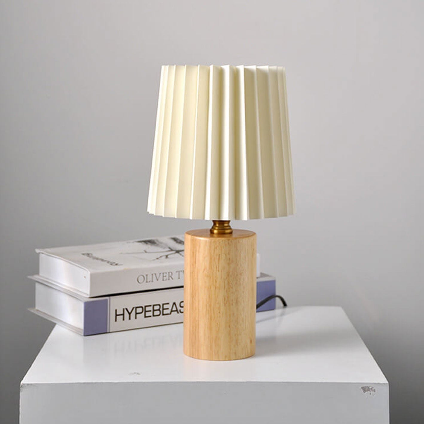 Luminara | Elegant Vintage Korean Table Lamp for Bedroom and Living Room 9