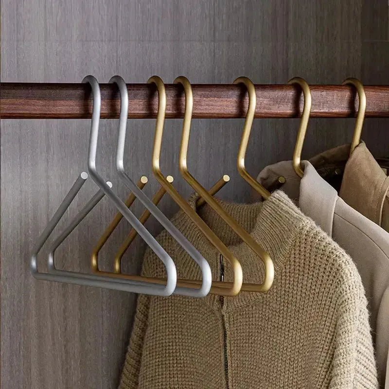 Metal Coat Hangers Set of 5, Space Saving Clothes Hangers for Wardrobe – image 8