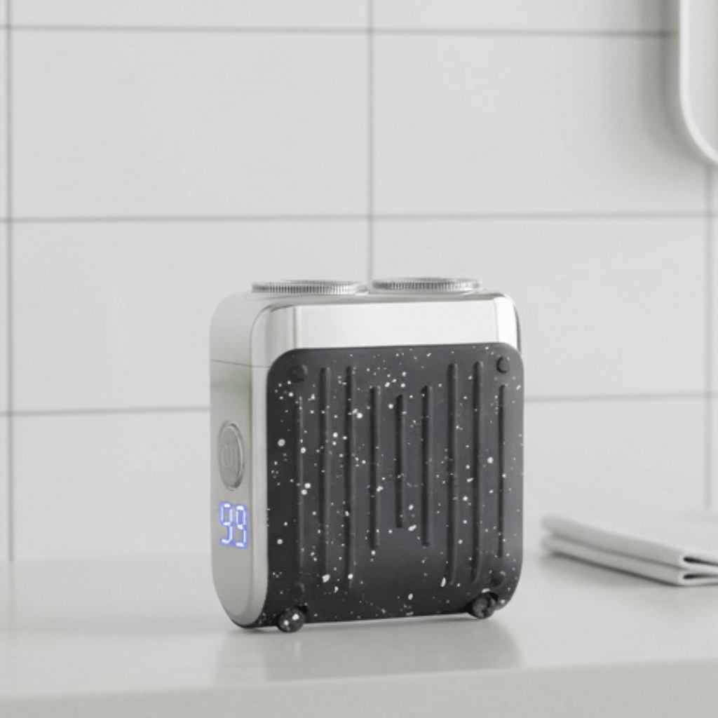 Electric Razor for Men, Mens Electric Shaver, Wet and Dry Face Shaver, Waterproof Magnetic USB C Travel Razor