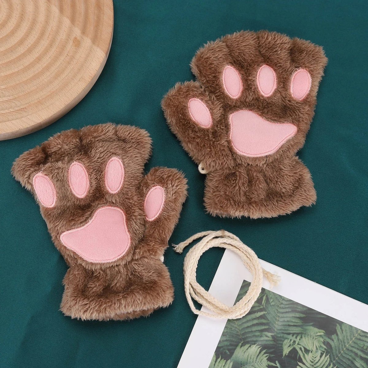 Cat Mittens, Fluffy Cat Gloves with Padded Claws, Cat Paw Gloves in Soft Plush Fleece, Warm Gloves for Winter