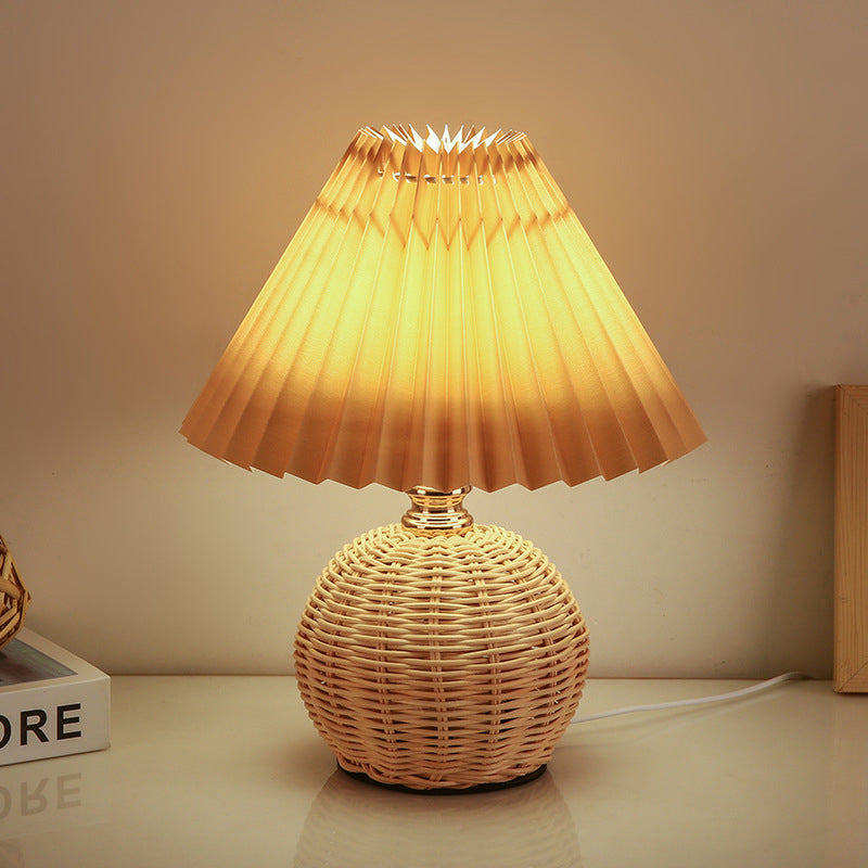 RattanGlow | Elegant Natural Rattan USB Table Lamp with Fabric Shade 1