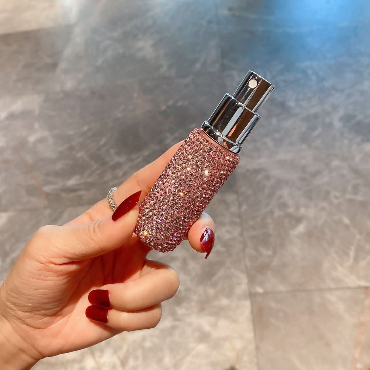 Refillable Perfume Bottle 10 ml, Travel Size Perfume Atomiser in Diamond Design – image 6