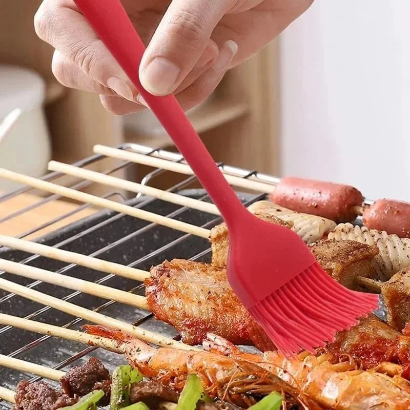 Silicone Pastry Brush, Heat Resistant Basting Brush for BBQ and Baking