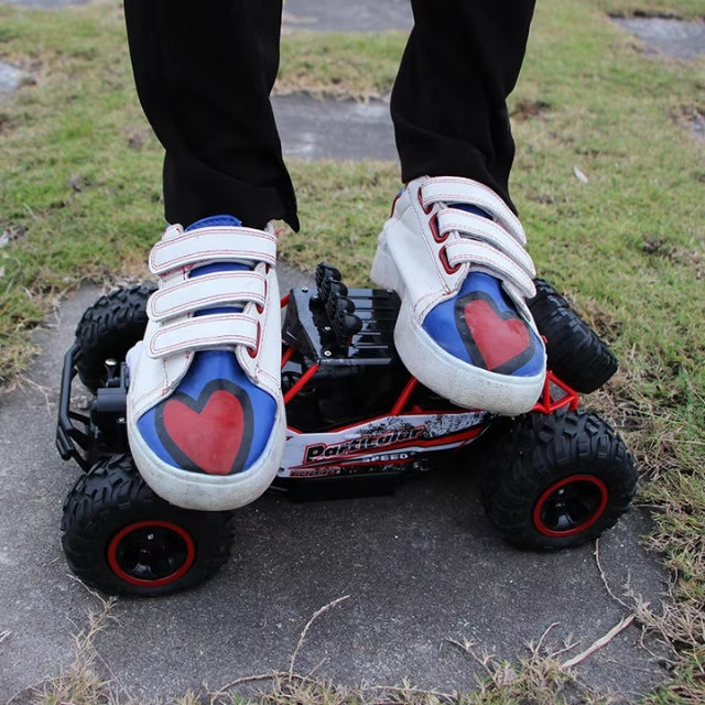 TurboCrawler | High-Speed Remote Control Car with All-Terrain Capability | Durable Design for Endless Adventures 4