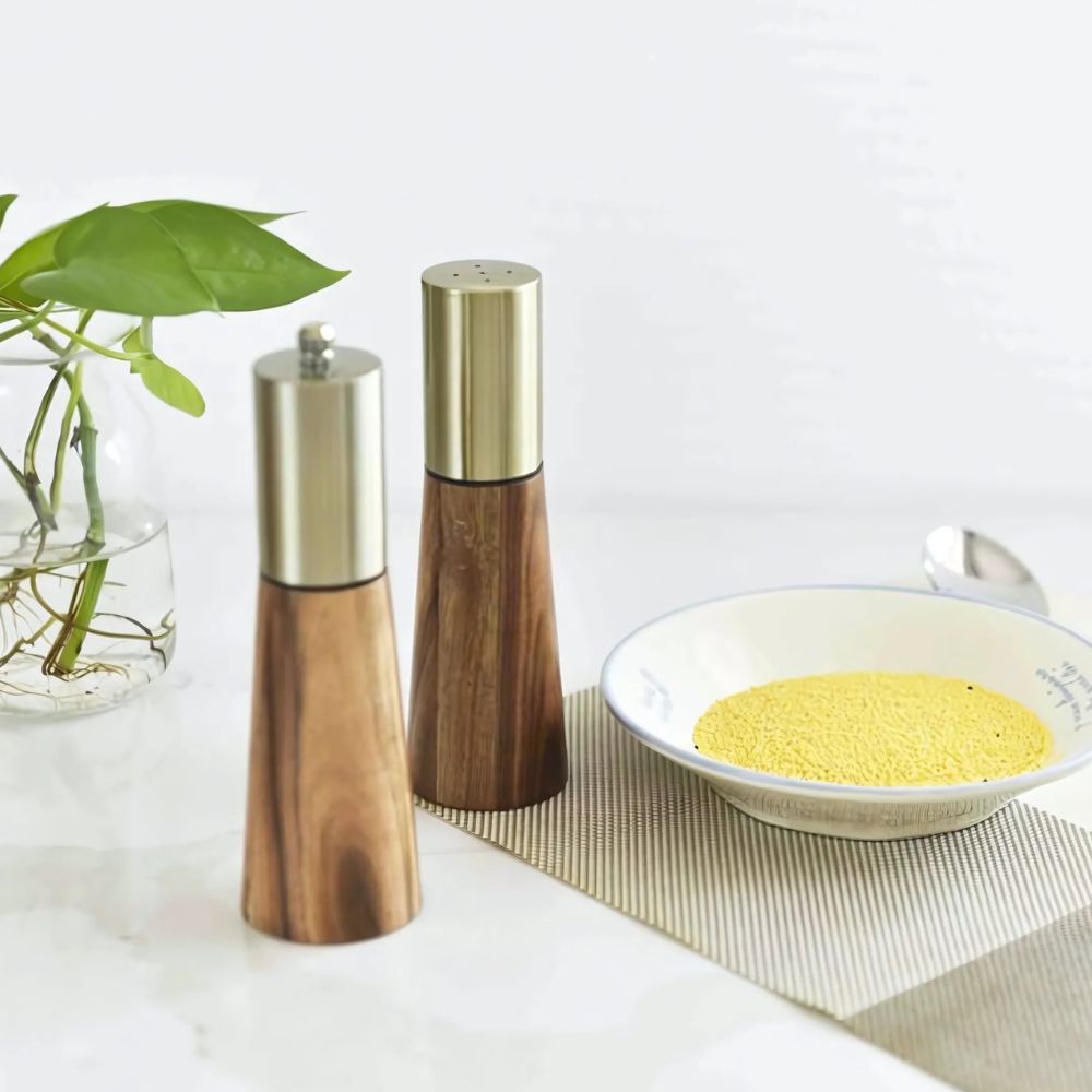 Salt and Pepper Grinders, Wooden Salt and Pepper Mill Set with Adjustable Ceramic Grinder, Refillable Pepper Mills 15 cm_01