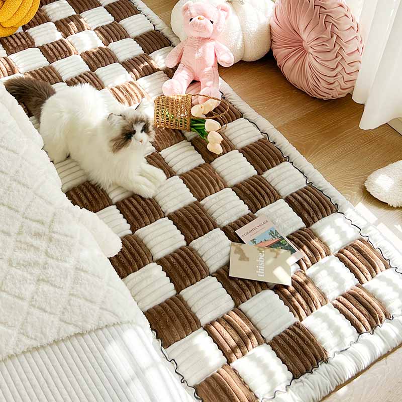 Dog Blanket for Sofa, Non Slip Sofa Cover for Dogs, Cat Blanket, Washable Chenille Pet Blanket for Bed and Floor_01