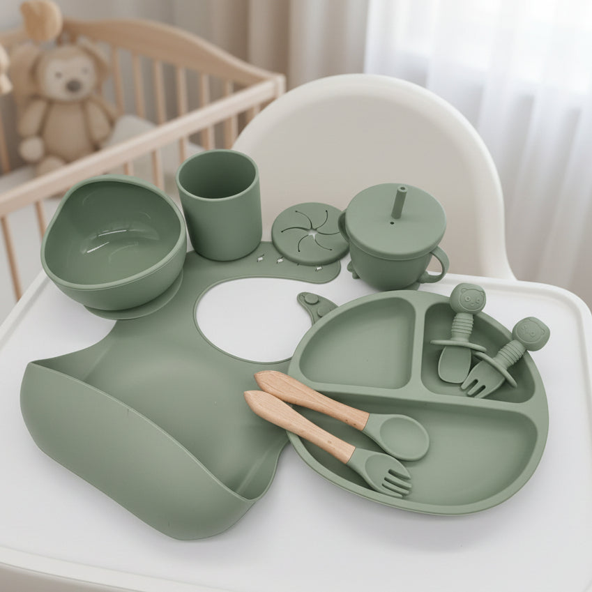 Baby Led Weaning Set, BPA Free Silicone Weaning Set with Suction Plate, Weaning Bib with Pocket, Baby Cup with Straw