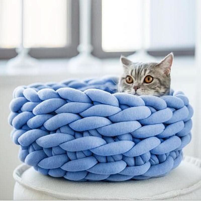 Cat Basket, Round Wool Cat Bed with Raised Rim – image 4