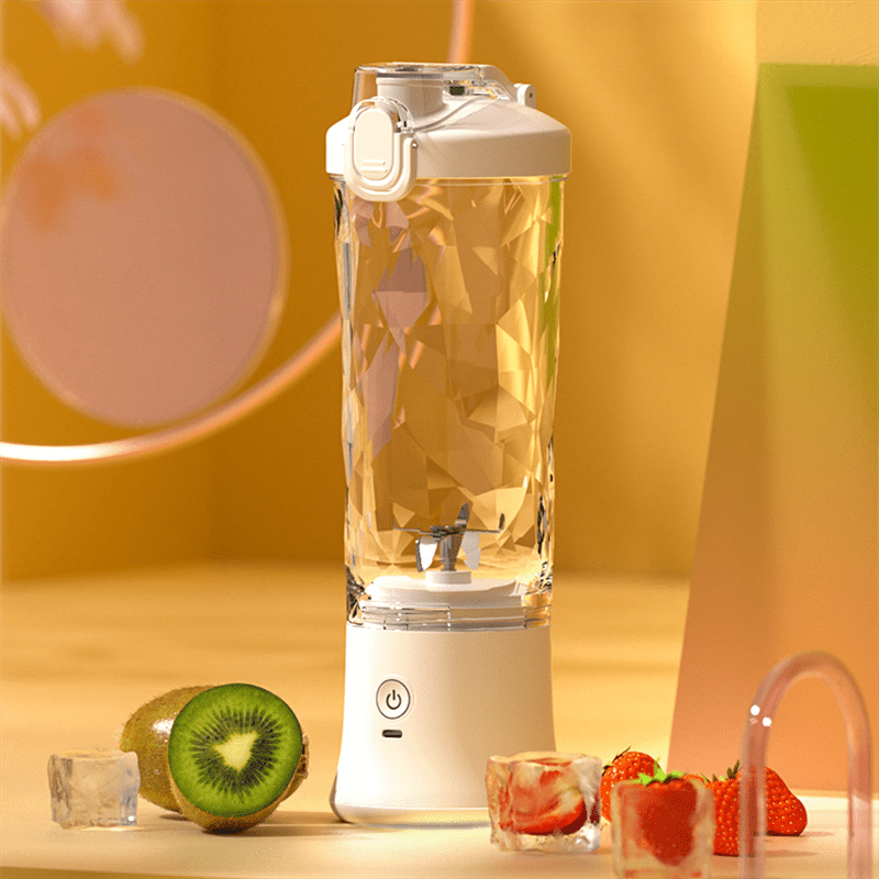 Portable Smoothie Blender, Smoothie Maker, Portable Blender for Protein Shakes, USB Rechargeable Mini Blender
