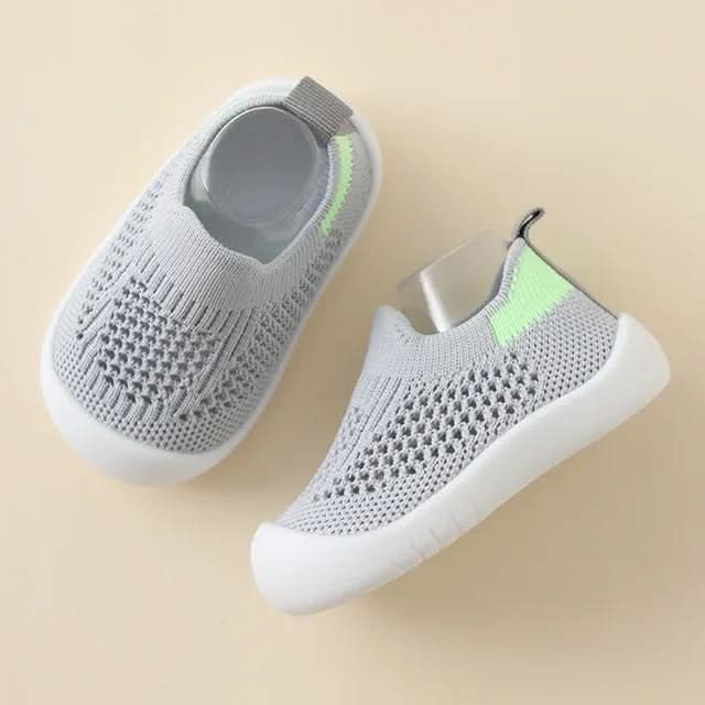 Kids Trainers, Toddler Trainers, Baby Trainers with Velcro, Lightweight Kids Shoes with Non Slip Tread Sole