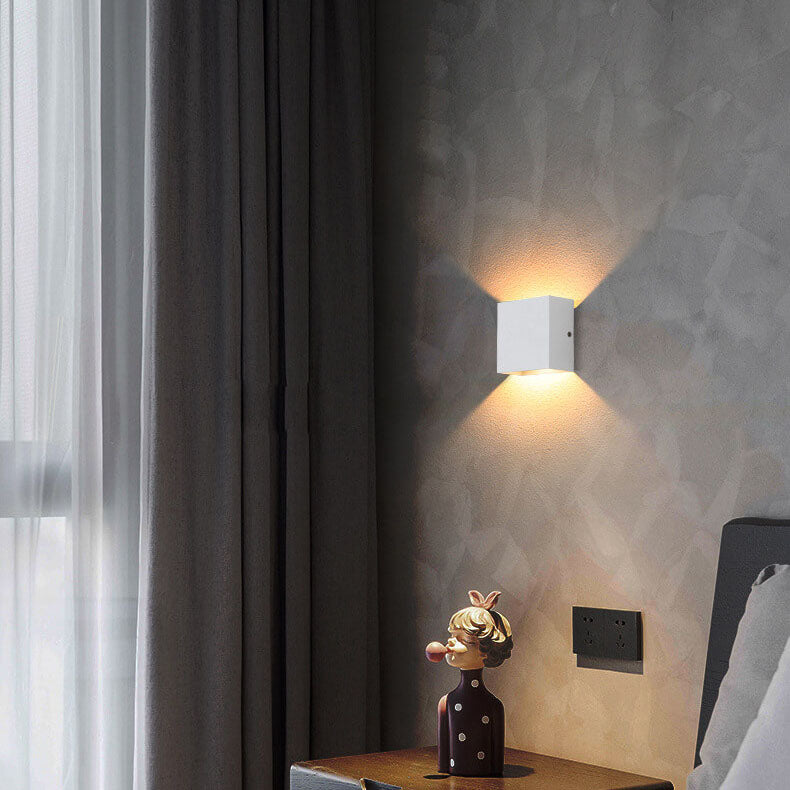 Alumina | Modern Sleek Square Wall Sconce Lighting Fixture 9
