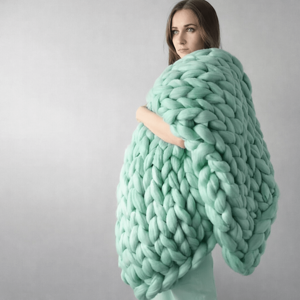 Chunky Knit Throw Blanket, Handmade Minky Sofa Throw and Bed Throw, Soft Sofa Blanket for Cosy Living Room and Bedroom_11