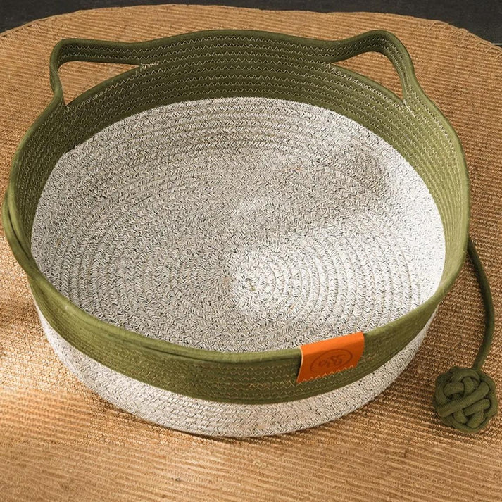 Cozy Haven | Cooling Cat Bed with Hand-Woven Design for Summer Comfort