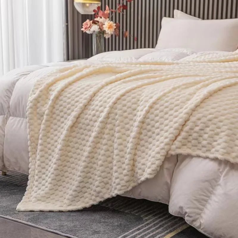 Soft Sofa Throw with Checkered Pattern, Warm Bed Throw for Bedroom and Living Room – image 6