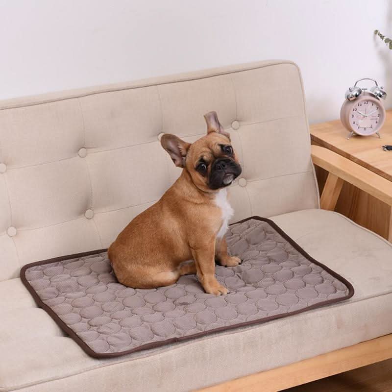 Dog Cooling Mats, Self Cooling Mat for Dogs with Gel Layers, Washable Pet Cool Mat for Indoor and Outdoor_01