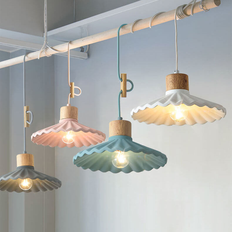 Elegant Scalloped Pendant Light with Adjustable Height | Modern Kitchen Pendant Lighting for Versatile Illumination 5