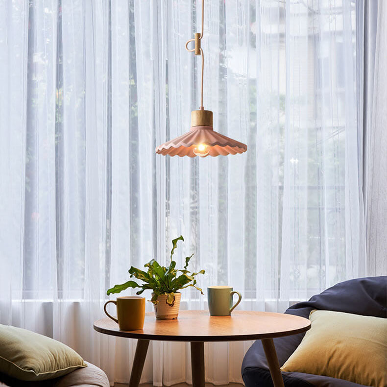 Elegant Scalloped Pendant Light with Adjustable Height | Modern Kitchen Pendant Lighting for Versatile Illumination 7