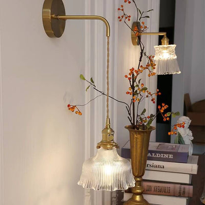 FloraBrass | Elegant Vintage Green Glass Wall Light Fixture 4