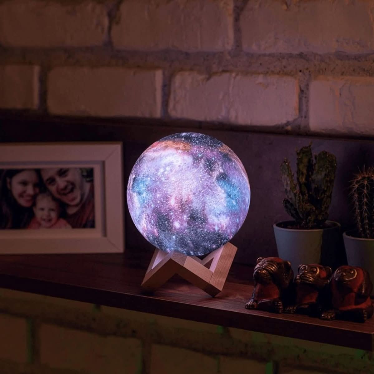 3D Moon Lamp Night Light, Rechargeable Lunar Lamp with Wooden Stand, 16 Colour LED Mood Light with Remote Control_03
