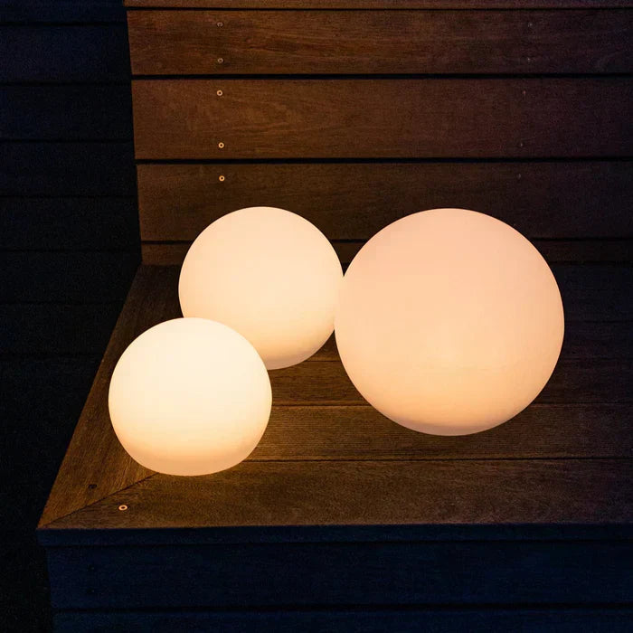 GlowSphere | Modern Solar Garden Lights with Remote Control Illumination 2