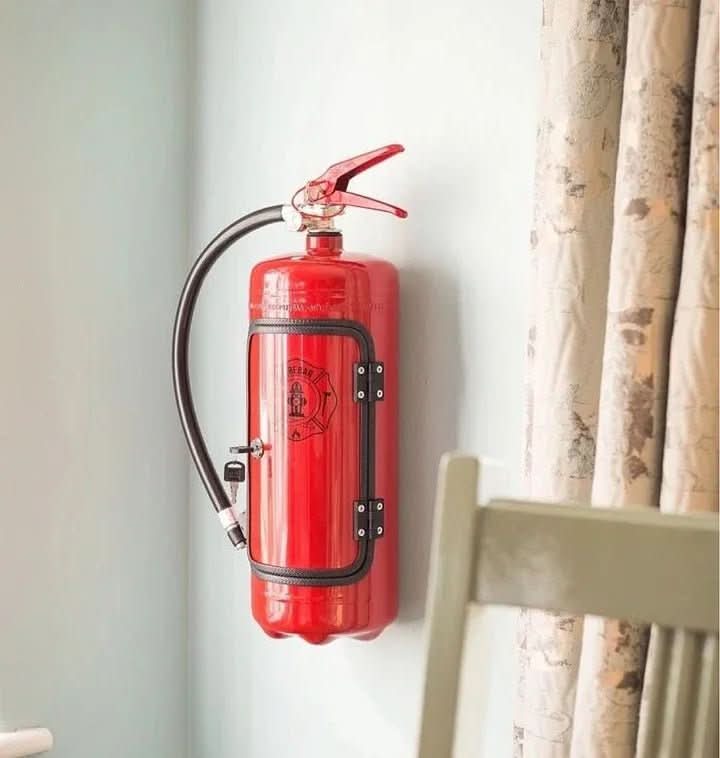 Mini Bar for Home, Secret Bar in Fire Extinguisher Design, Hidden Storage for 500 ml Bottle and Cigars, Bottle Holder_08
