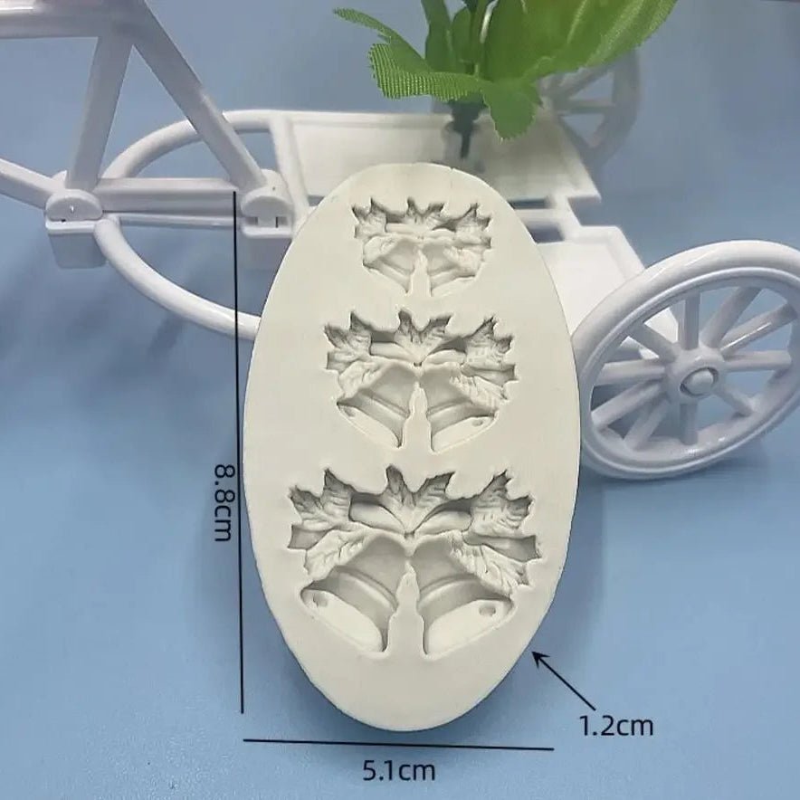 Silicone Moulds for Christmas Baking, Leaf and Bell Chocolate Moulds, Christmas Cake Decorating, Cupcake Decorating_01