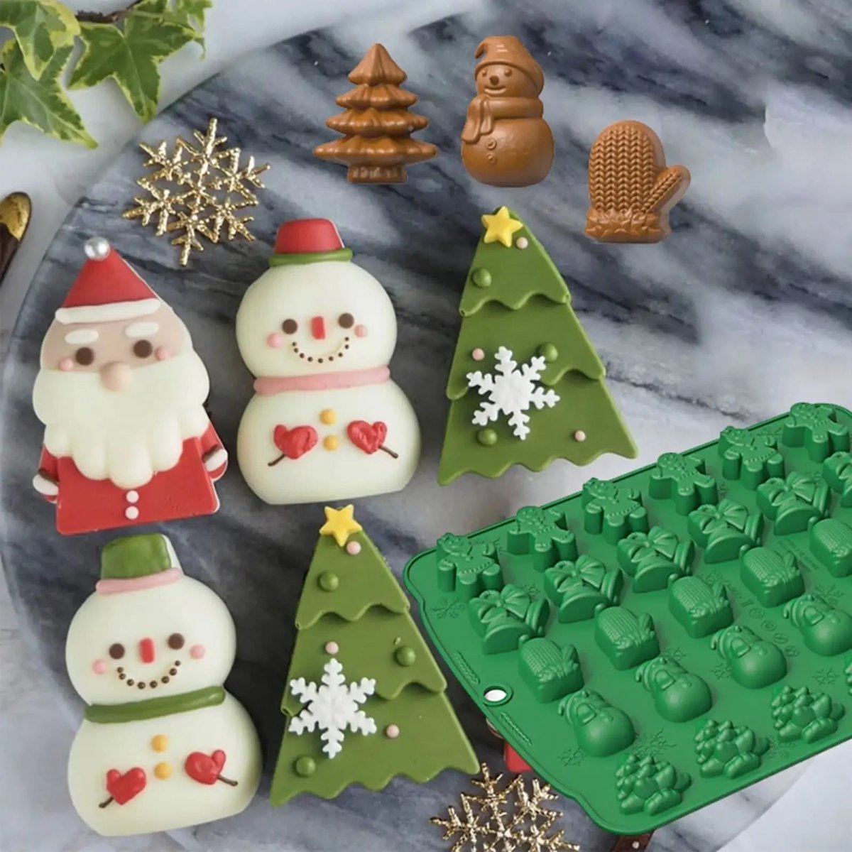 Christmas Baking Tray, Non Stick Cake Tin for Festive Baking, Carbon Steel Baking Mould with Santa and Snowman Design_03