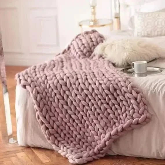 Chunky Knit Throw Blanket, Handmade Minky Sofa Throw and Bed Throw, Soft Sofa Blanket for Cosy Living Room and Bedroom_08
