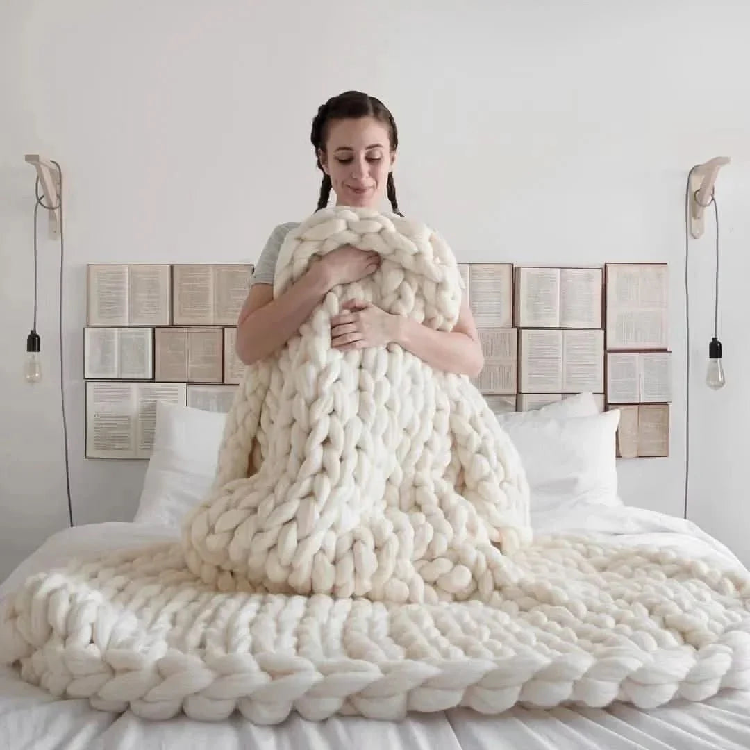 Chunky Knit Throw Blanket, Handmade Minky Sofa Throw and Bed Throw, Soft Sofa Blanket for Cosy Living Room and Bedroom_17