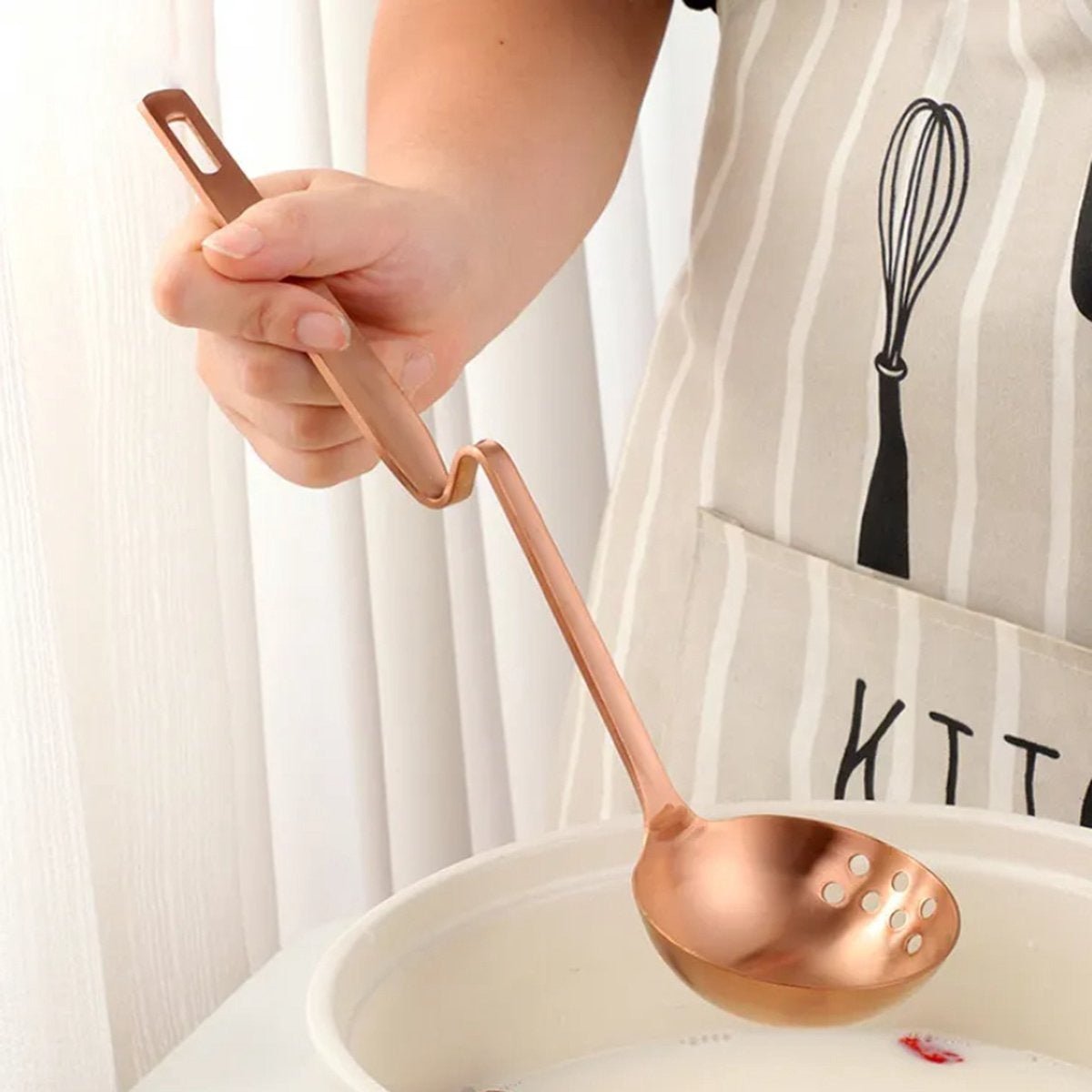 Soup Ladle Stainless Steel, Deep Ladle for Soup and Sauces, Stainless Steel Kitchen Utensils for Cooking and Serving_05