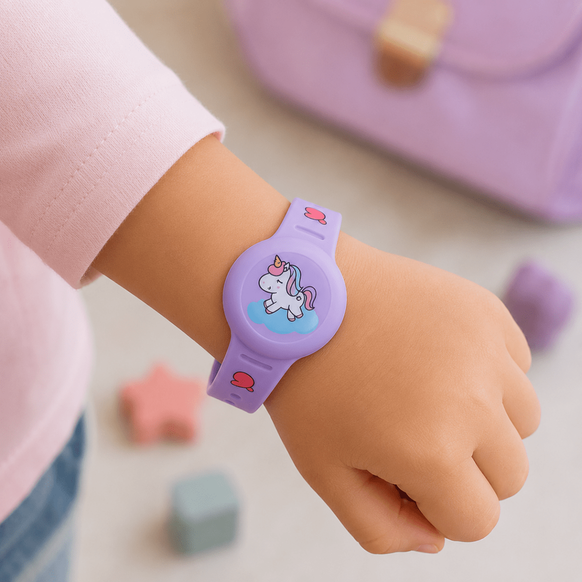 GPS Tracker Bracelet for Kids, GPS Tracker for Kids with Real Time Tracking, Kids GPS Wristband with Adjustable Strap_01