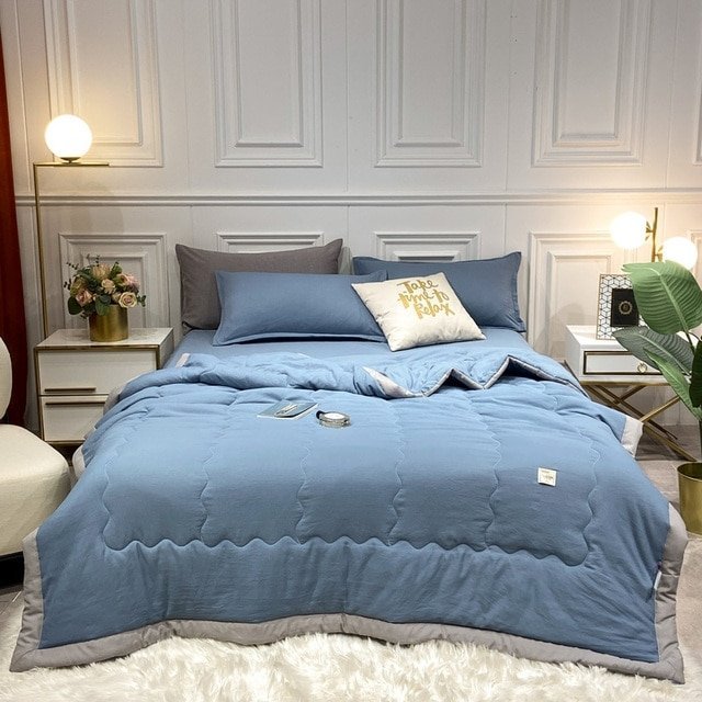 Lightweight Cooling Blanket | Moisture-Regulating Breathable Design for Summer Comfort 10