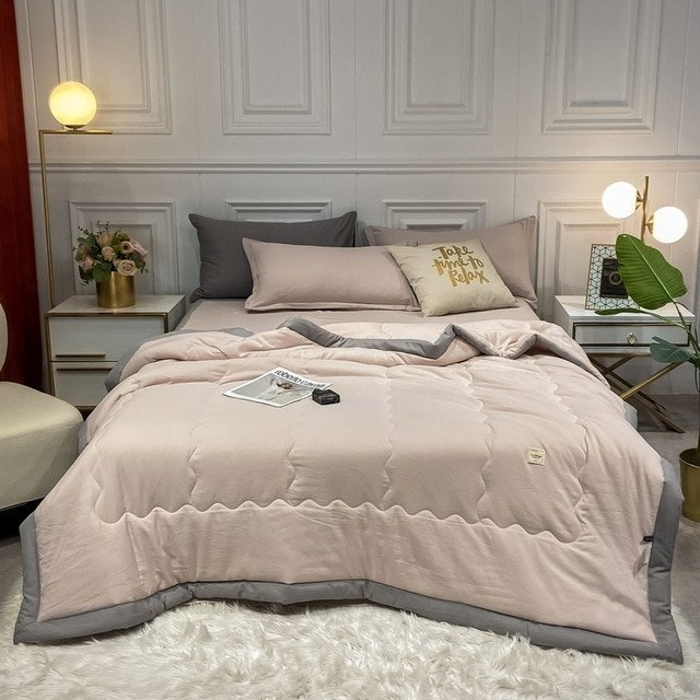Lightweight Cooling Blanket | Moisture-Regulating Breathable Design for Summer Comfort 11