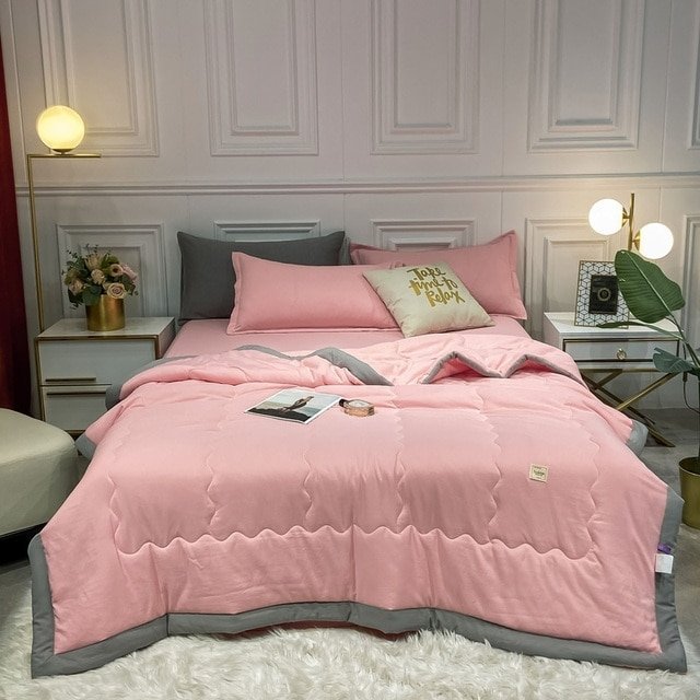 Lightweight Cooling Blanket | Moisture-Regulating Breathable Design for Summer Comfort 12