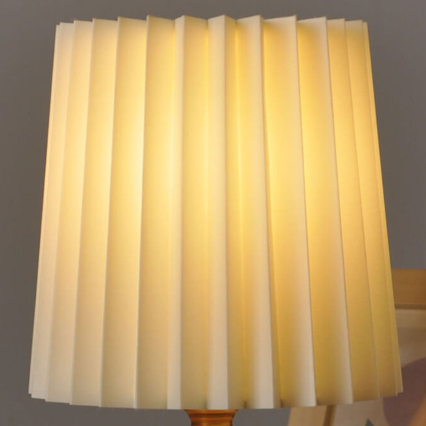 Luminara | Elegant Vintage Korean Table Lamp for Bedroom and Living Room 5