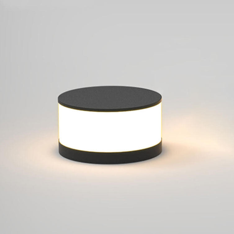 Luminara | Modern Stylish Solar Garden Post Light for Outdoor Spaces 1