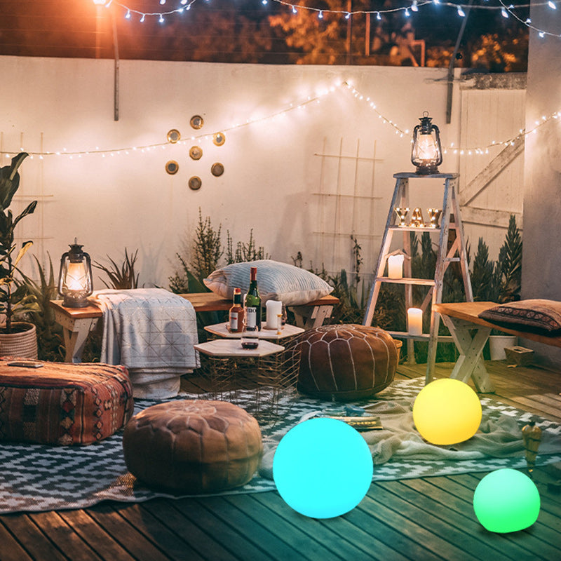 Lumisphere | Stylish Modern Solar Globe Outdoor Garden Light 2