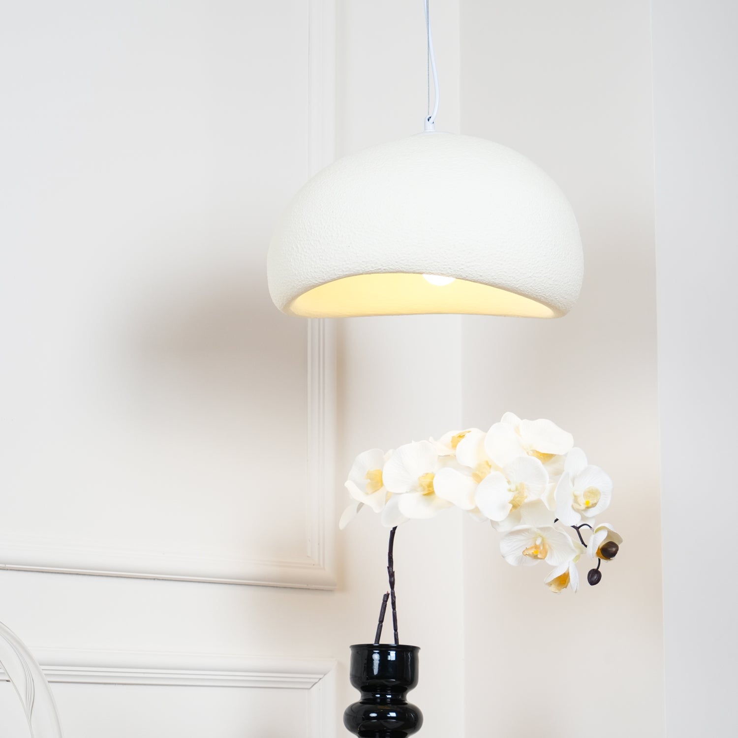Modern Minimalist | Black Pendant Light with Adjustable Height & Tri-Colour LED | Stylish Kitchen Pendant Lighting for Versatile Ambience 7