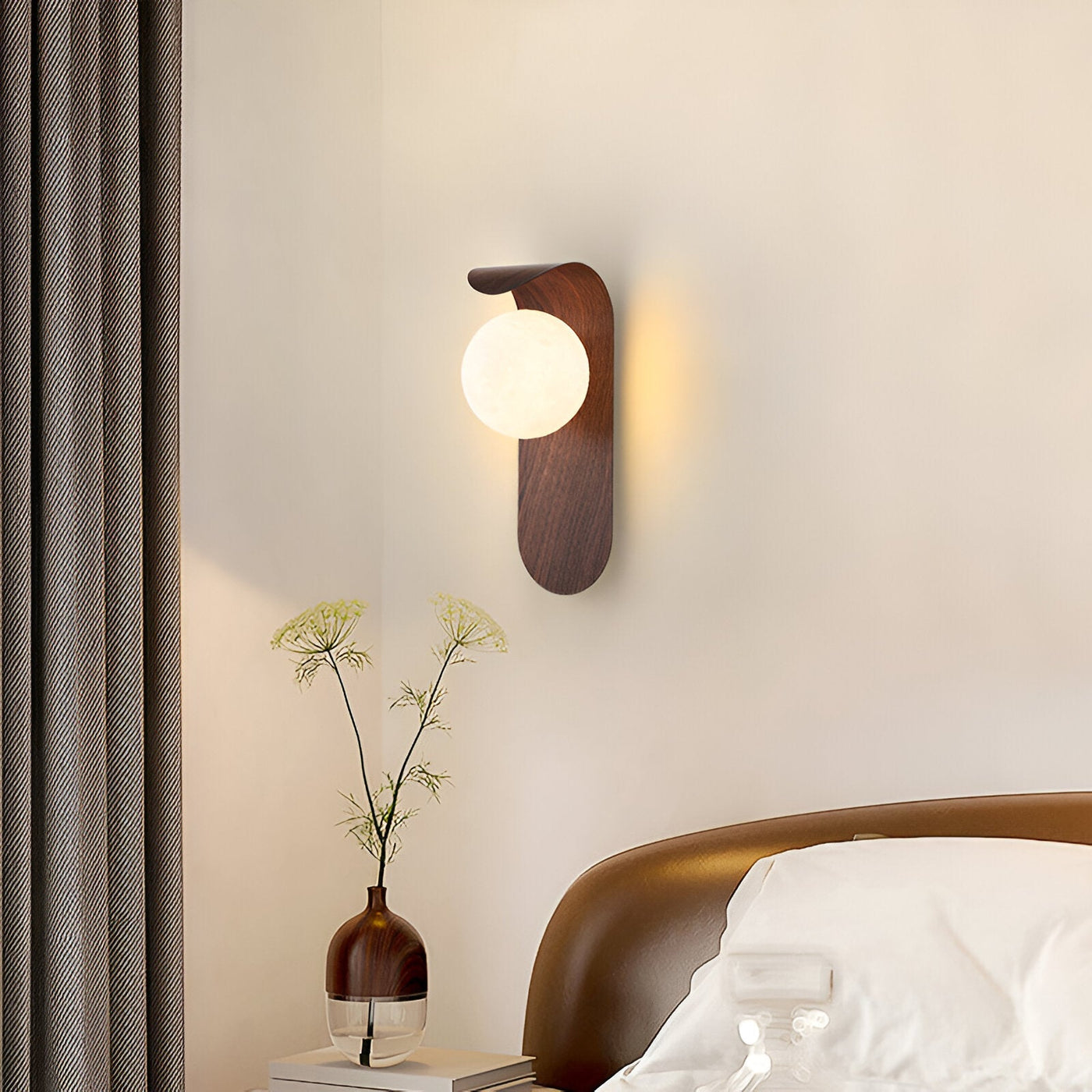 NordicaGlow | Elegant Minimalist Wood LED Wall Sconce Light 4